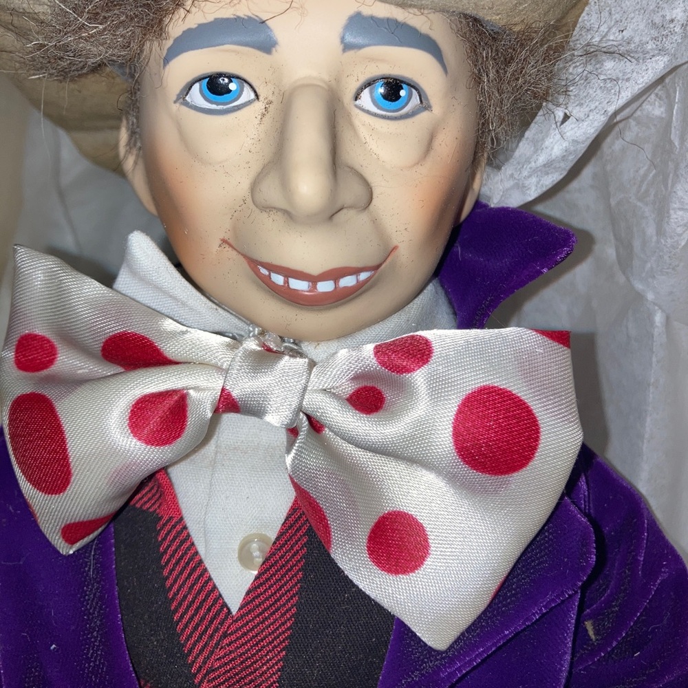 MAD HATTER DOLL BY DAKIN - Picture 3 of 13